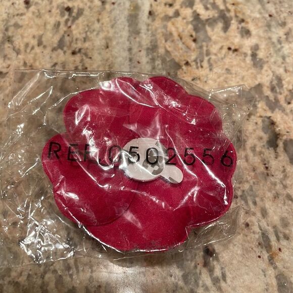 NWT Chanel red sparkly Camelia - Picture 3 of 4